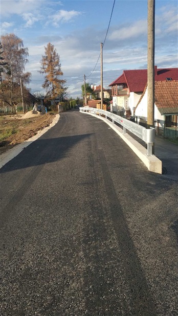 IMG 252267d1595ad566093ed9d81feeb235 V (002)